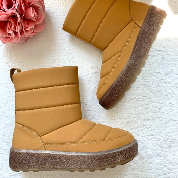 NIB Madewell Toasty Puffer Boot - Picture 7 of 16